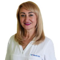 Dr. Damian Ildikó